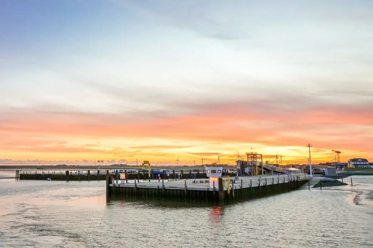 Fährhafen Dagebüll bei Sonnenuntergang