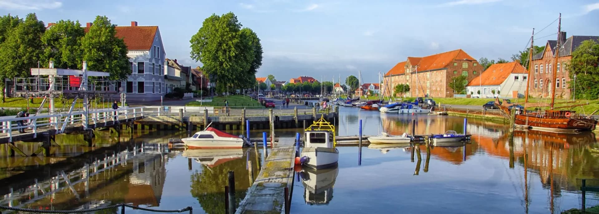Ferienhaus und Ferienwohnung in Tönning: Hafenstadt zwischen Eider und Watt