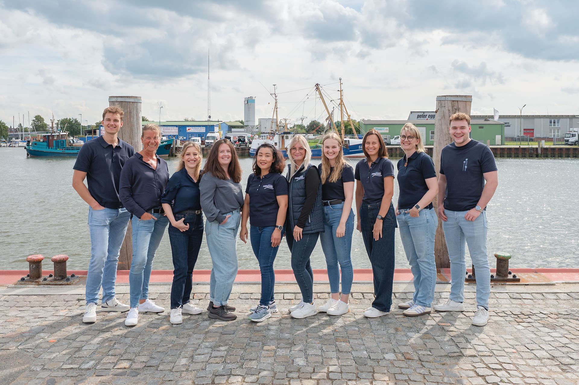 Das gesamte Team von Ferien an der Nordsee am Husumer Hafen